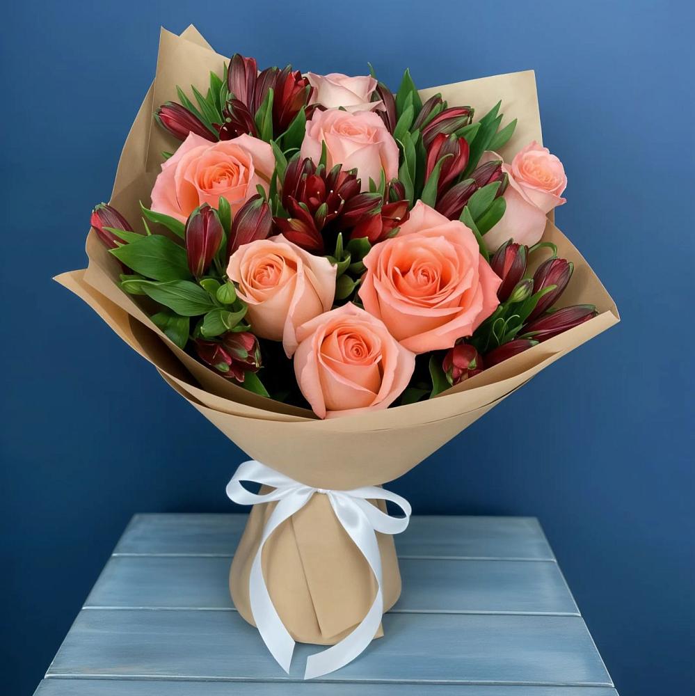 Букет Сплетённые любовью в Пущино Букет цветов из: Розы и Альстромерии в Пущино