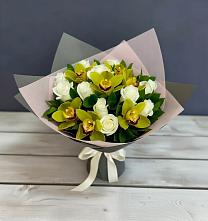 Букет цветов из:  Орхидеи и Розы #REPLACE_PRED# Пущино