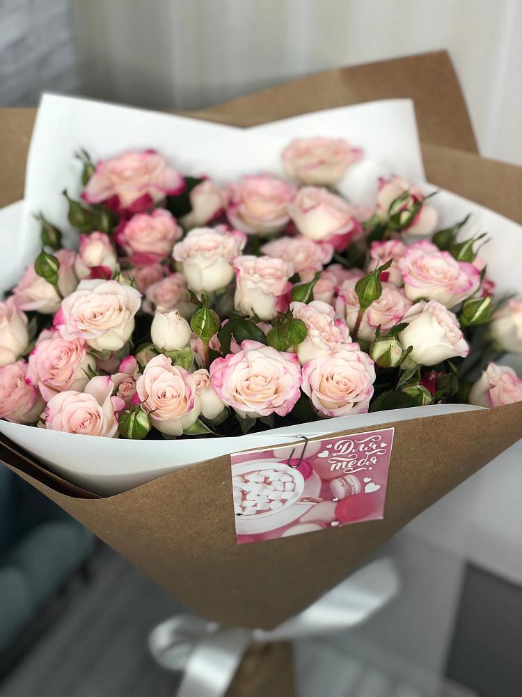 Букет цветов из: Розы в Пущино