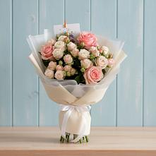 Букет цветов из:  Розы в Пущино